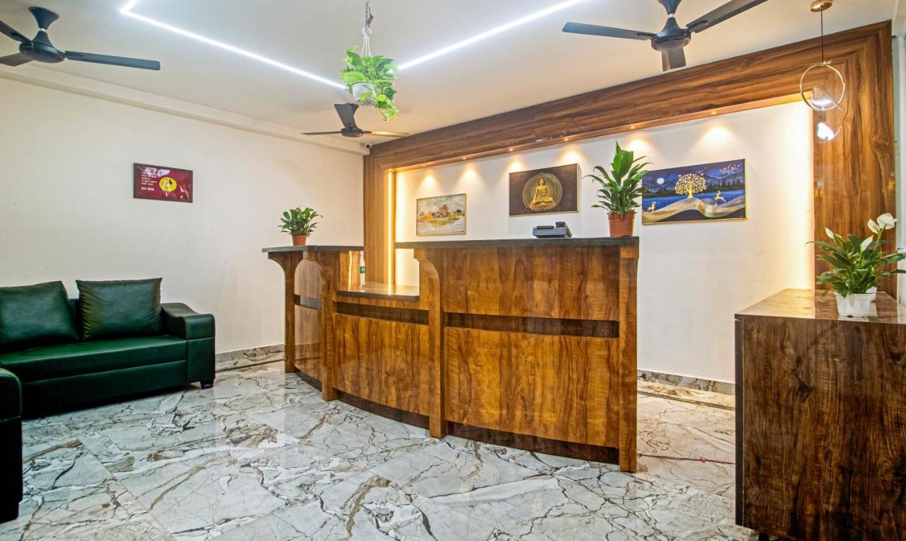 Treebo Navya The Park Hotel Hyderabad Exterior photo